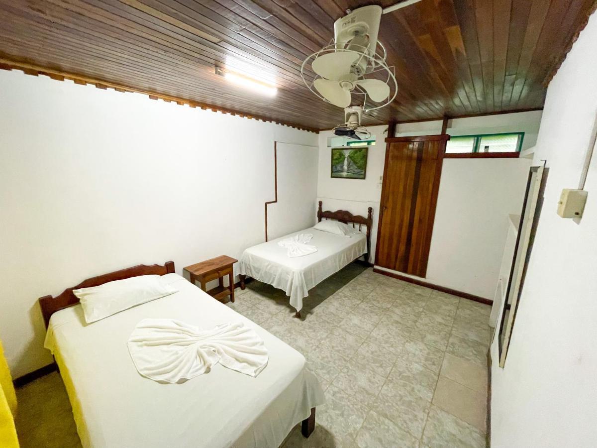 Hotel La Cascada Puntarenas Exteriör bild