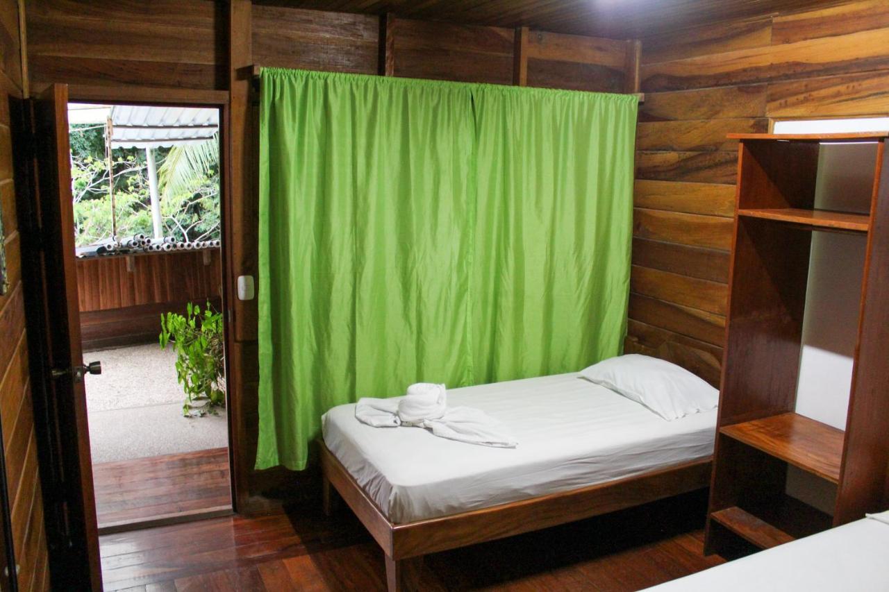 Hotel La Cascada Puntarenas Exteriör bild